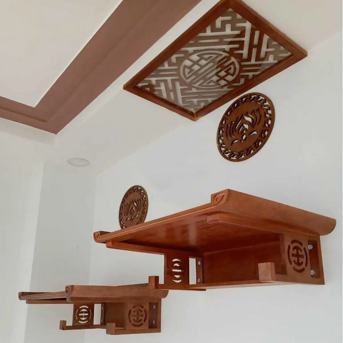 TOP Bàn Thờ Tổ Tiên Treo Tường Xịn Đẹp, Giá Xưởng, Đáng Đầu Tư Nhất TOP Bàn Thờ Tổ Tiên Treo Tường Xịn Đẹp, Giá Xưởng, Đáng Đầu Tư Nhất