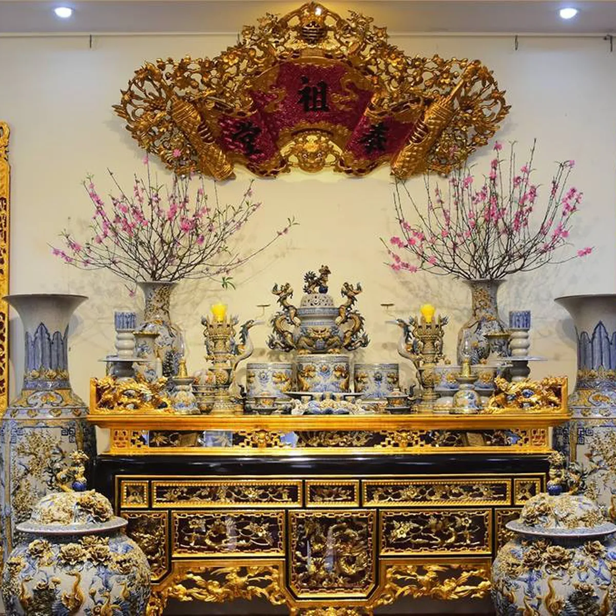 Từ A Đến Z Cách Trang Trí Bàn Thờ Ngày Tết Miền Bắc Chuẩn Đẹp 2024 Từ A Đến Z Cách Trang Trí Bàn Thờ Ngày Tết Miền Bắc Chuẩn Đẹp 2024