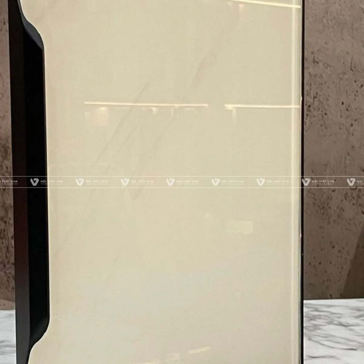 Tủ bếp gỗ công nghiệp cánh kính có bền không? Giải đáp chi tiết từ chuyên gia Viva Tủ bếp gỗ công nghiệp cánh kính có bền không? Giải đáp chi tiết từ chuyên gia Viva