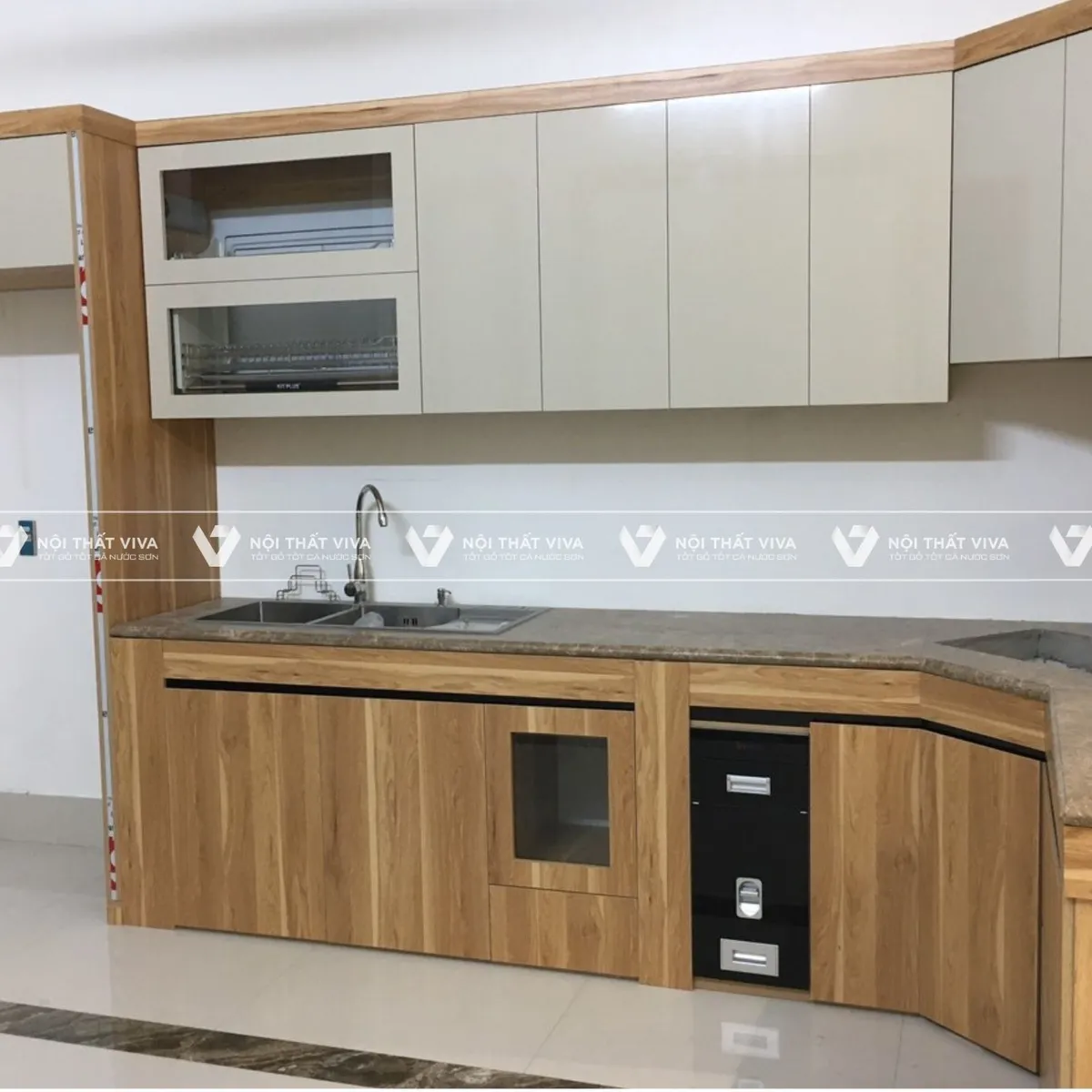 Tủ bếp gỗ công nghiệp Melamine là gì? Ưu điểm, cấu tạo và báo giá chi tiết Tủ bếp gỗ công nghiệp Melamine là gì? Ưu điểm, cấu tạo và báo giá chi tiết