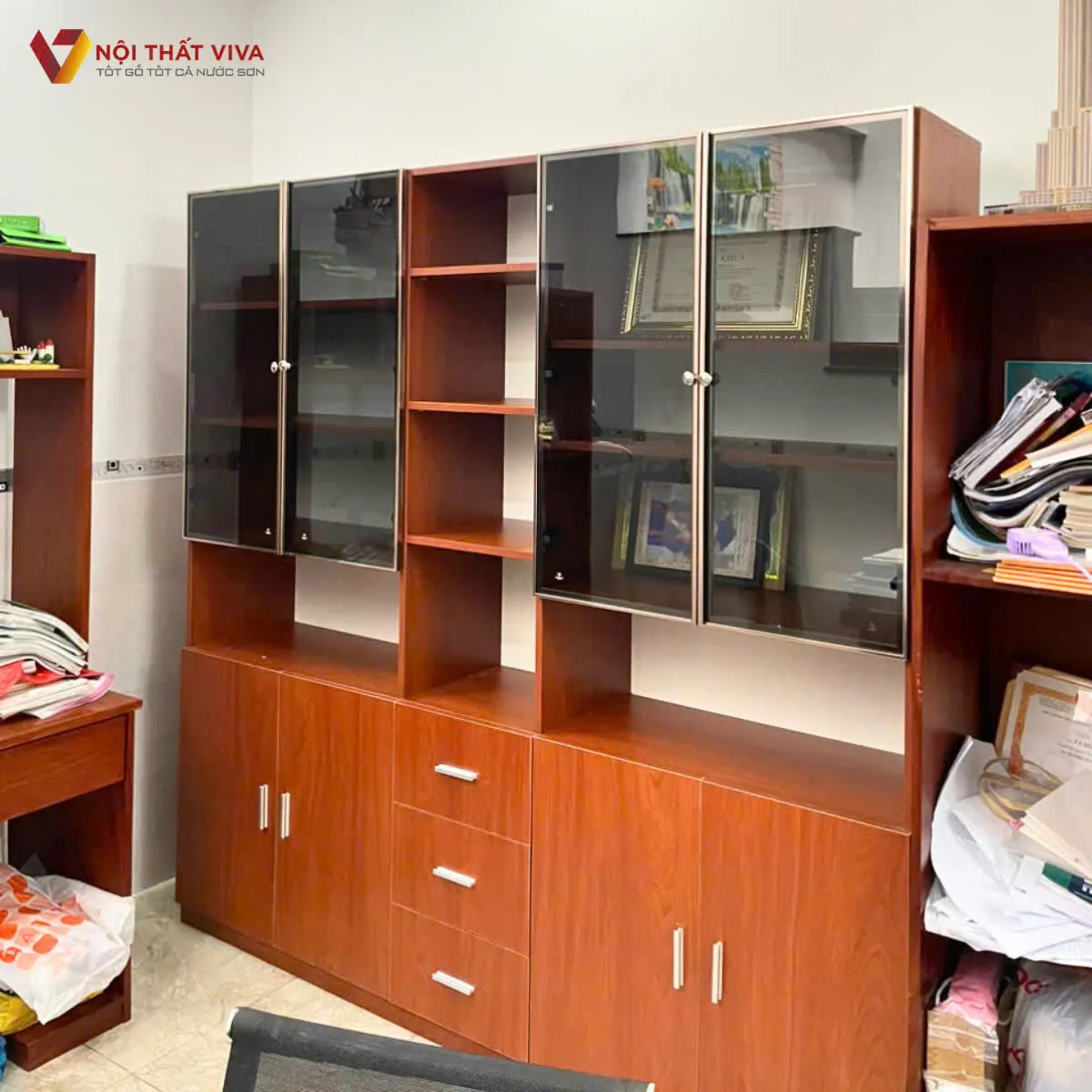 Tủ cánh kính: Ưu điểm và những ứng dụng phổ biến vào không gian nội thất   Tủ cánh kính: Ưu điểm và những ứng dụng phổ biến vào không gian nội thất