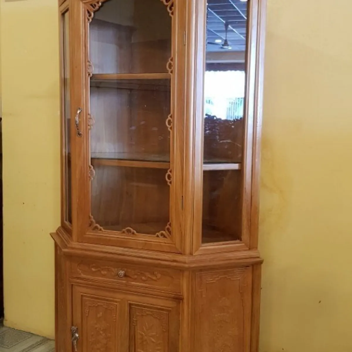 Tủ Rượu Gỗ Gõ Đỏ Có Những Mẫu Nào Đẹp, Cao Cấp, Báo Giá Rẻ Hiện Nay? Tủ Rượu Gỗ Gõ Đỏ Có Những Mẫu Nào Đẹp, Cao Cấp, Báo Giá Rẻ Hiện Nay?
