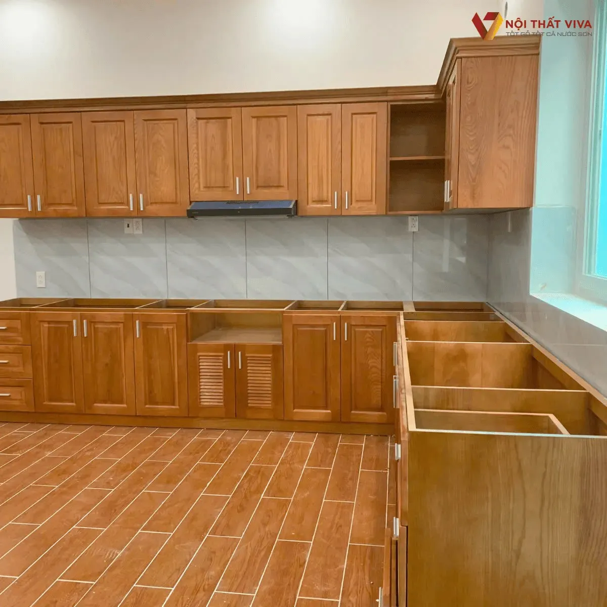 Tủ Bếp Gỗ Tự Nhiên