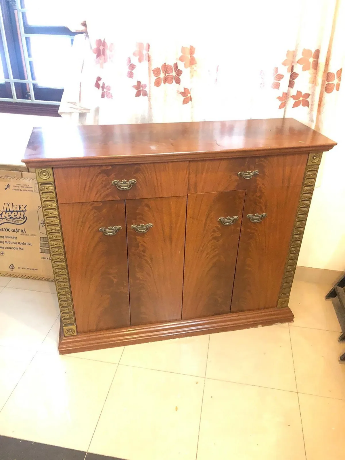 Tủ Giày Dép Cổ Điển