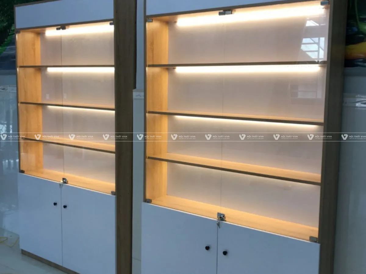 Tủ Kính Trưng Bày