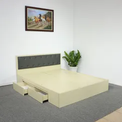Giường Ngủ Ngăn Kéo Gỗ MDF Phủ Melamine Màu Vàng Kem Có Đầu Nệm Đen Giường Ngủ Ngăn Kéo Gỗ MDF Phủ Melamine Màu Vàng Kem Có Đầu Nệm Đen