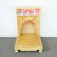 Bàn Thờ Thần Tài Giá Rẻ Có Đèn Gỗ Sồi Chạm Chữ Hán 
