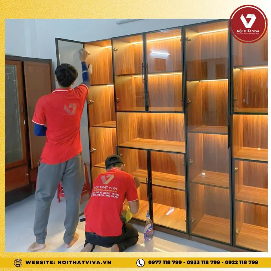 Tủ Kính Trưng Bày