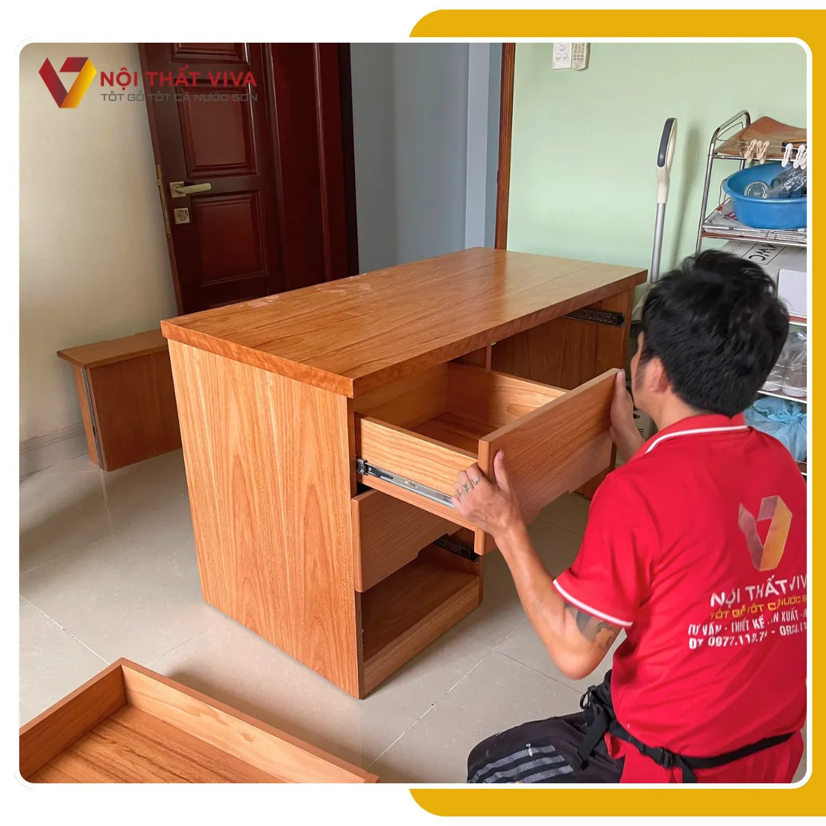 Bàn Làm Việc Gỗ Công Nghiệp