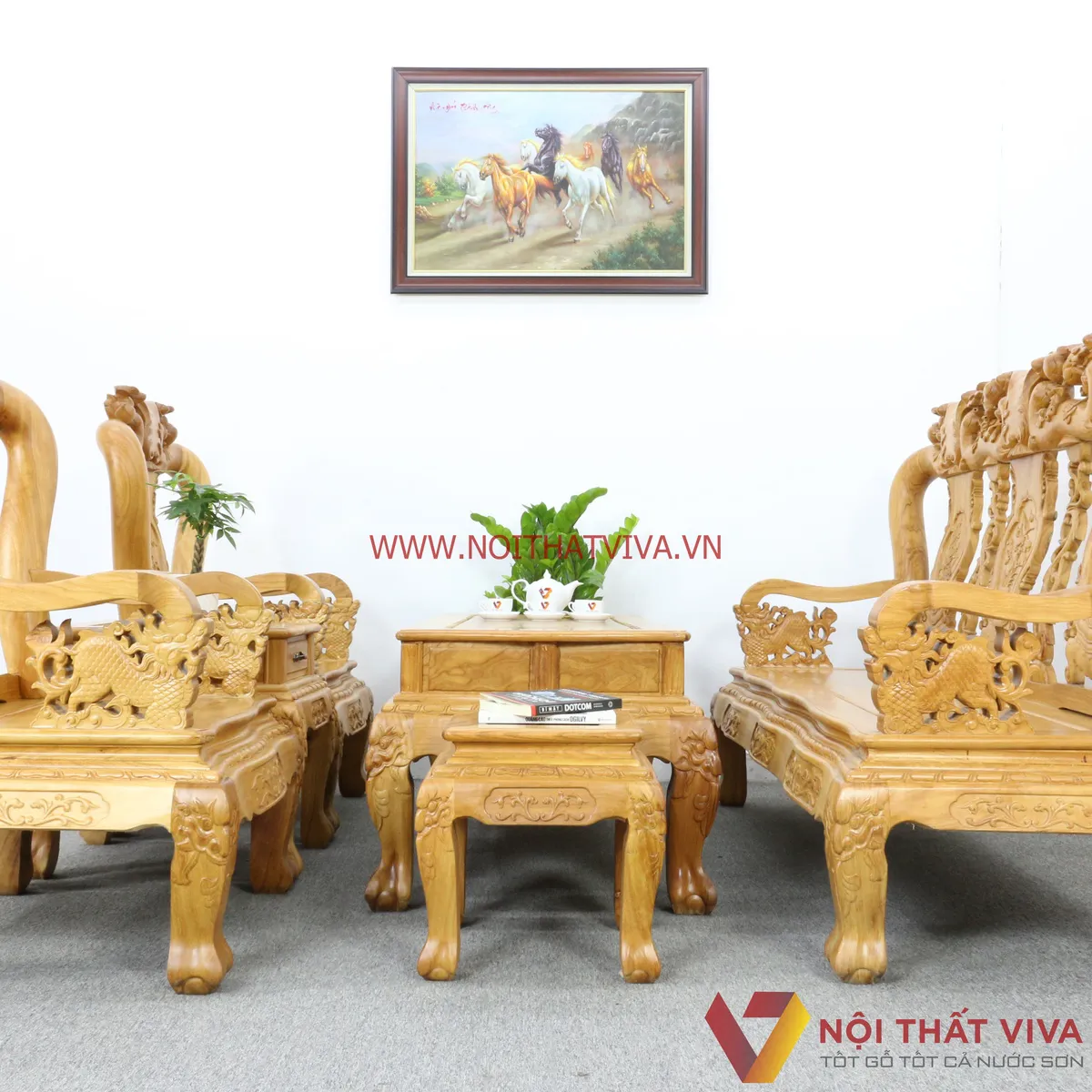 bàn trang trí phòng khách