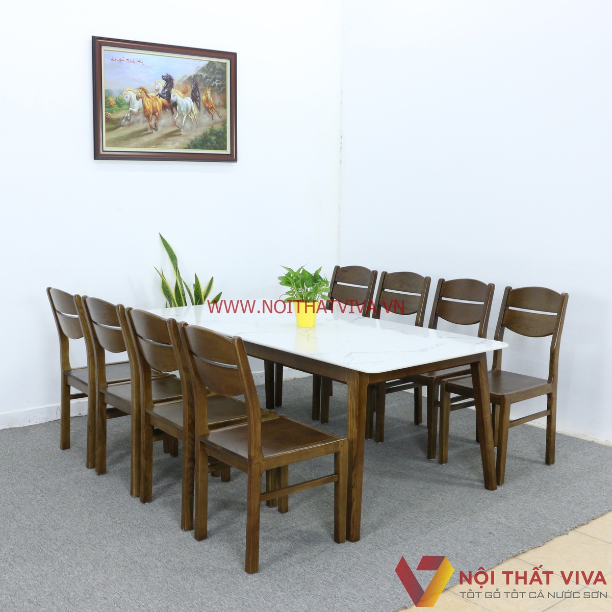 Bộ bàn ăn gỗ 8 ghế tại sao nên mua? Mẫu nào đẹp nhất