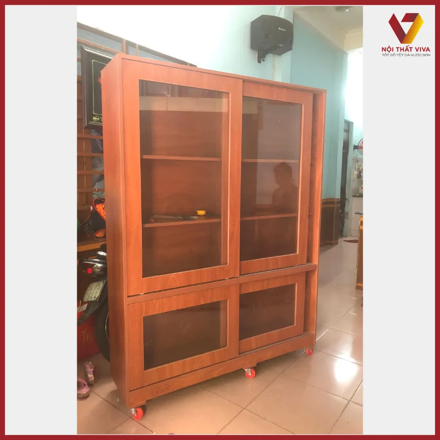 kệ rượu trang trí phòng khách