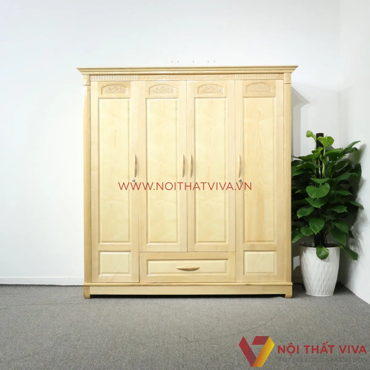 Dắt túi giá tủ quần áo 4 cánh để mua đúng giá, đúng chất lượng