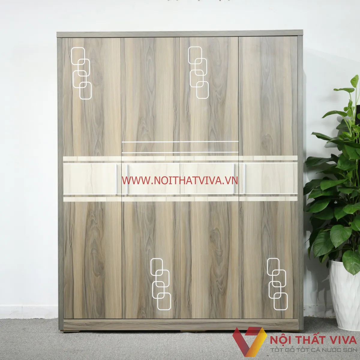 Dắt túi giá tủ quần áo 4 cánh để mua đúng giá, đúng chất lượng