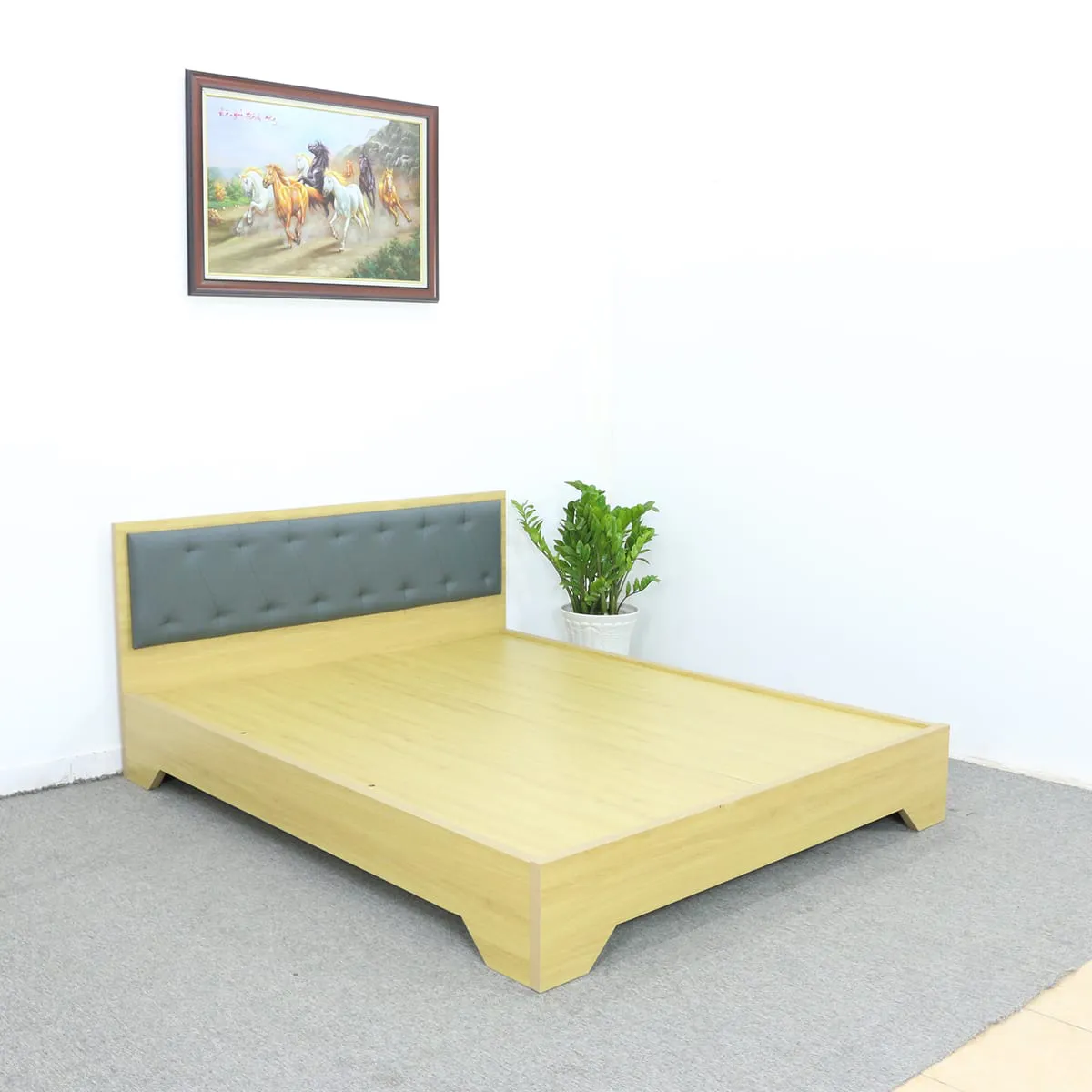Mẫu Giường Gỗ MDF Đẹp Chân Cao Đầu Nệm Xanh Đậm
