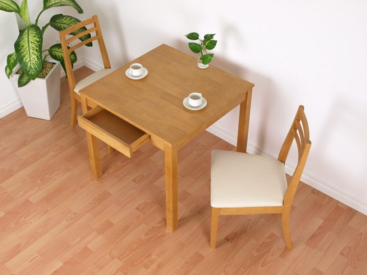 Những kiểu dáng bàn ăn cơm phổ biến trên thị trường hiện nay