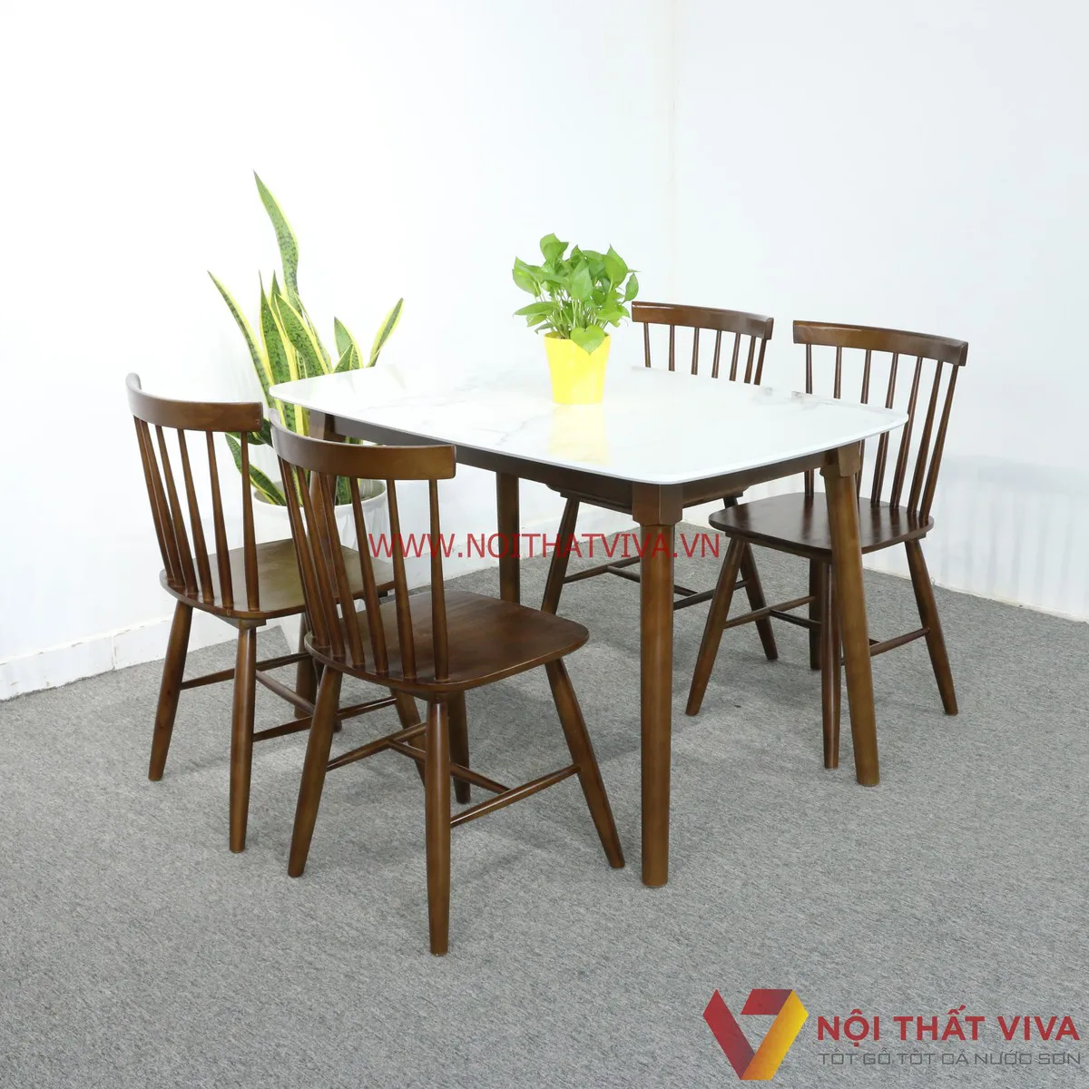 Những lý do bạn nên sở hữu cho phòng bếp gia đình bộ bàn ăn mini