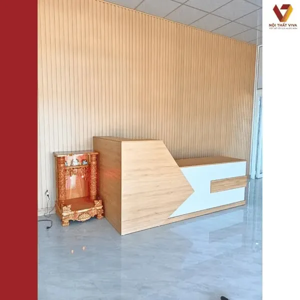 Quầy lễ tân gỗ công nghiệp