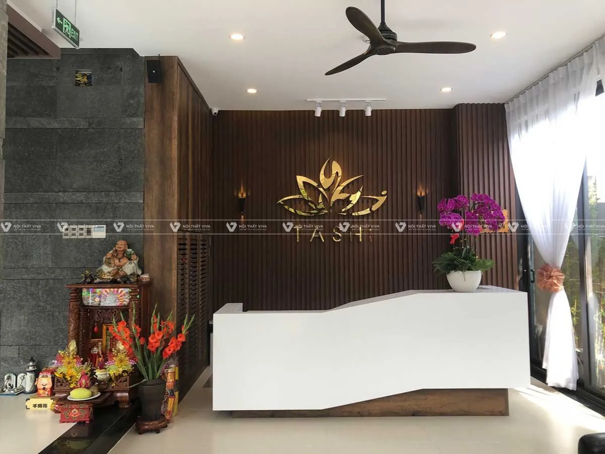 Quầy Lễ Tân Gỗ Tự Nhiên