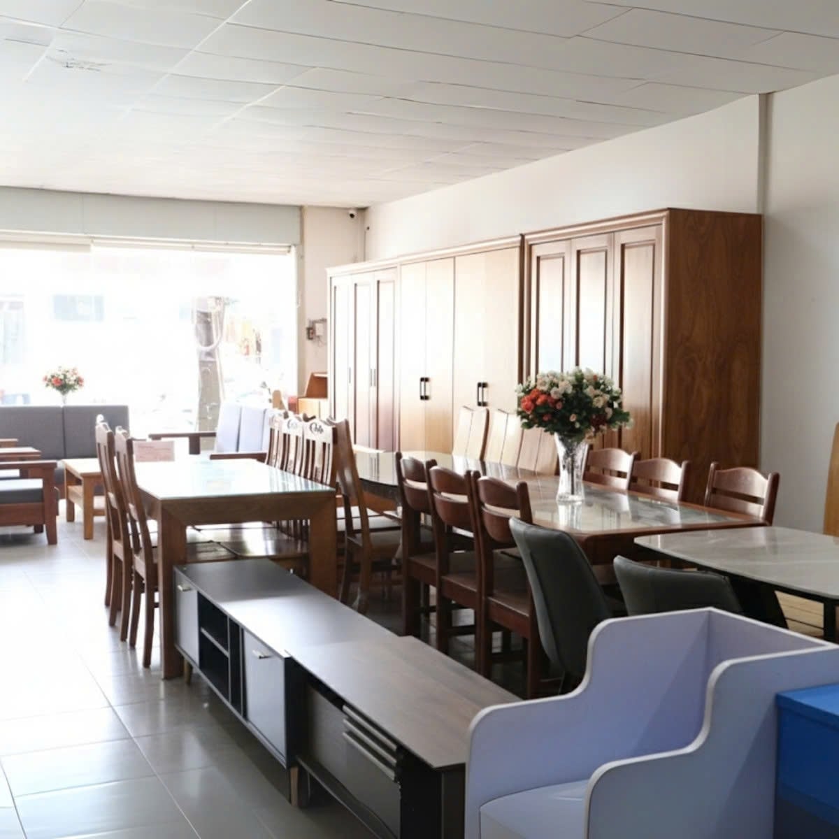 Thanh L&yacute; H&agrave;ng Trưng B&agrave;y gi&aacute; rẻ tận gốc, h&agrave;ng chuẩn chất lượng cao