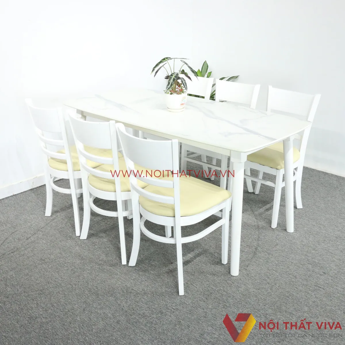 bộ bàn ăn sang trọng