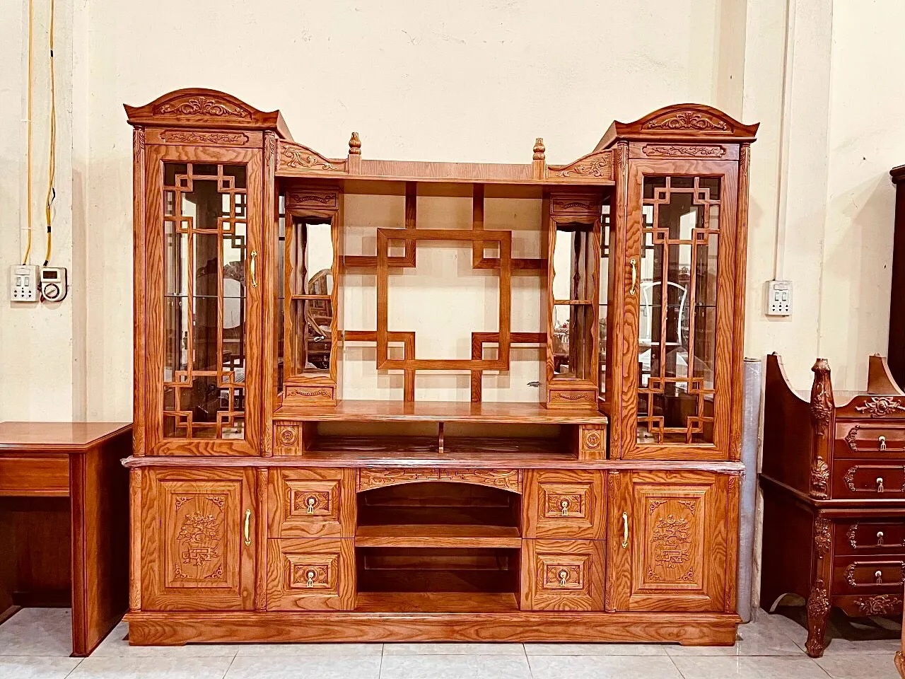 Tủ rượu