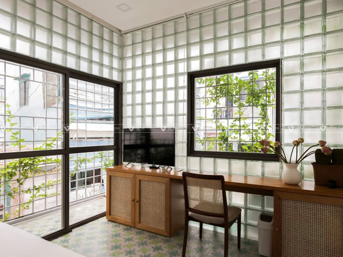 Vách Kính Ngăn Phòng