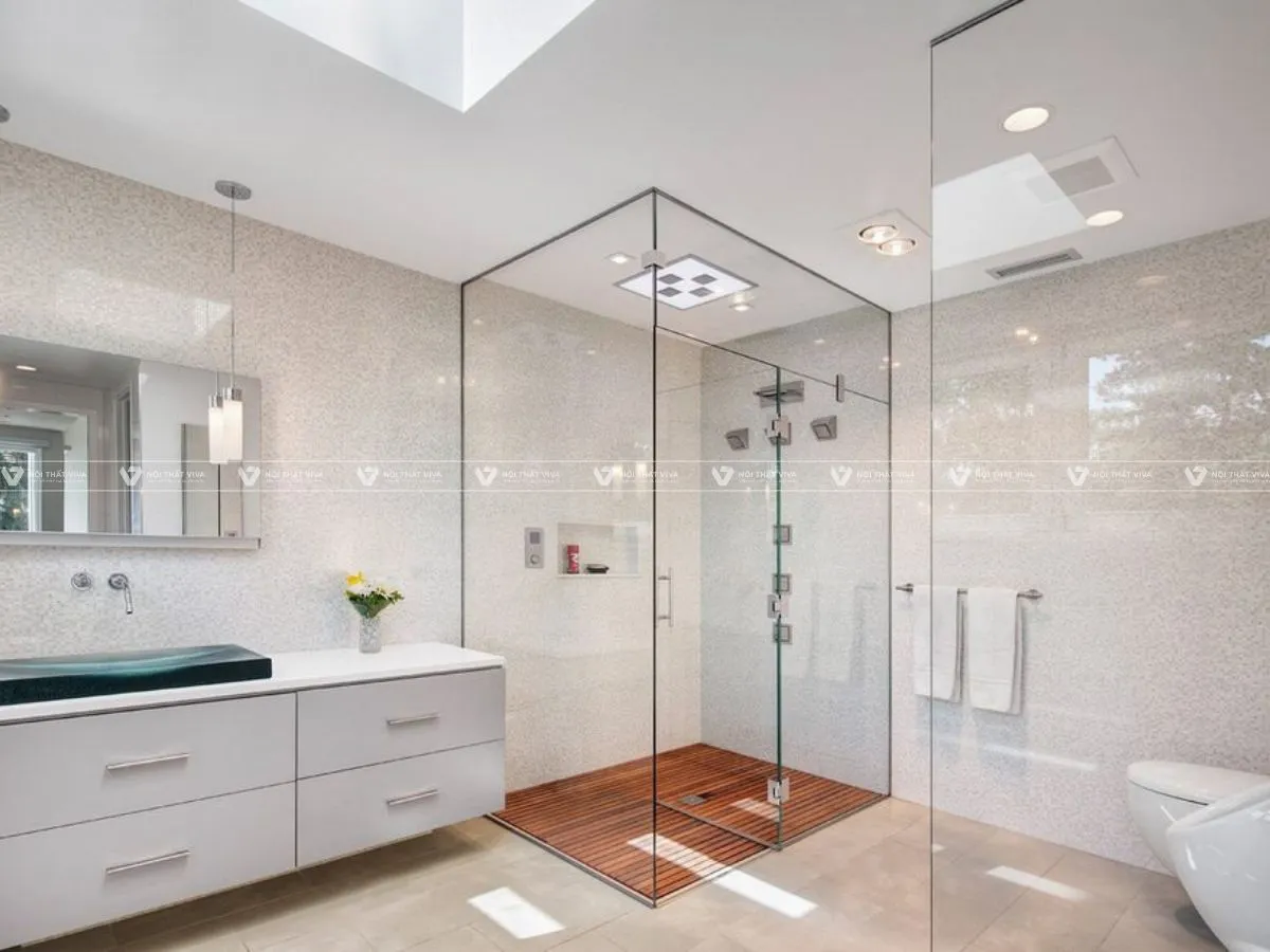 Vách Kính Nhà Tắm