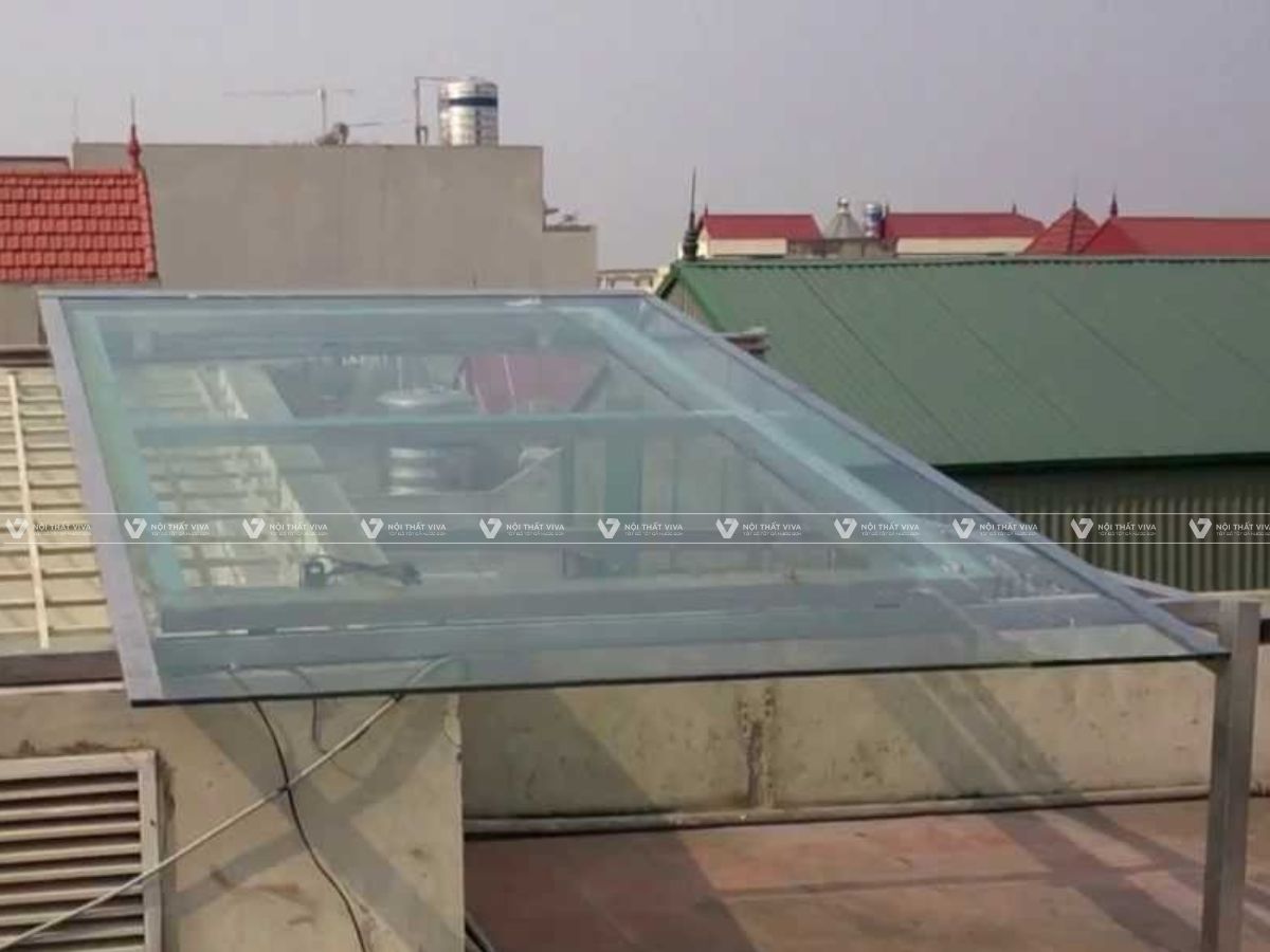 Tìm hiểu mái kính di động: ưu điểm, ứng dụng và báo giá chi tiết