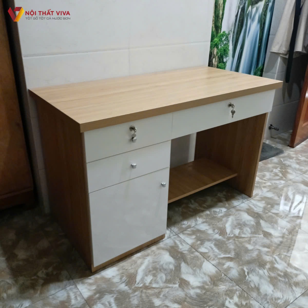 Tổng hợp các mẫu bàn gỗ làm việc tại nhà đẹp, tiện lợi, giá tốt nhất 