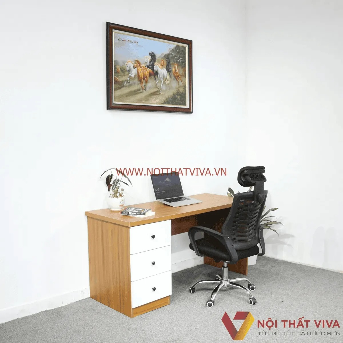 Tổng hợp các mẫu bàn gỗ làm việc tại nhà đẹp, tiện lợi, giá tốt nhất 
