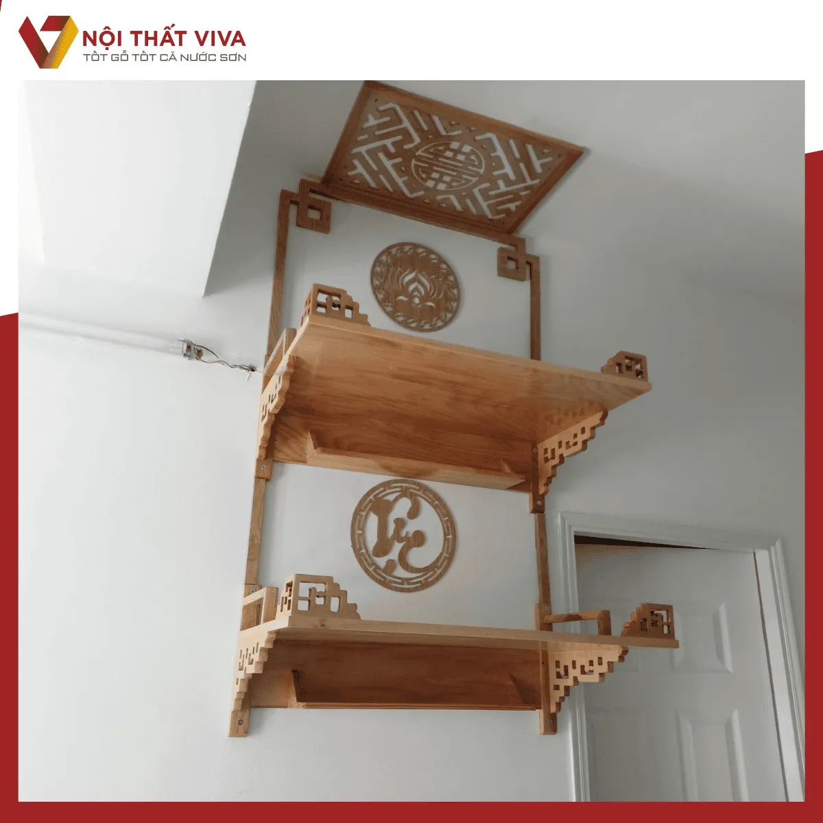 Tổng hợp mẫu b&agrave;n thờ 2 tầng treo tường đẹp trang nghi&ecirc;m cho nh&agrave; nhỏ