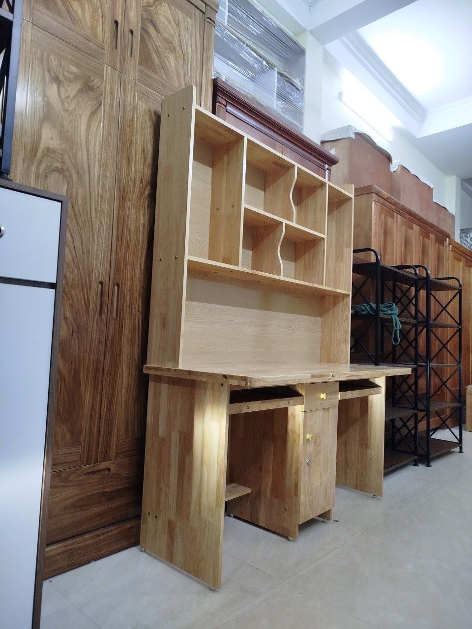 TOP 10+ mẫu bàn học sinh gỗ cao su chất lượng, giá tốt hiện nay TOP 10+ mẫu bàn học sinh gỗ cao su chất lượng, giá tốt hiện nay