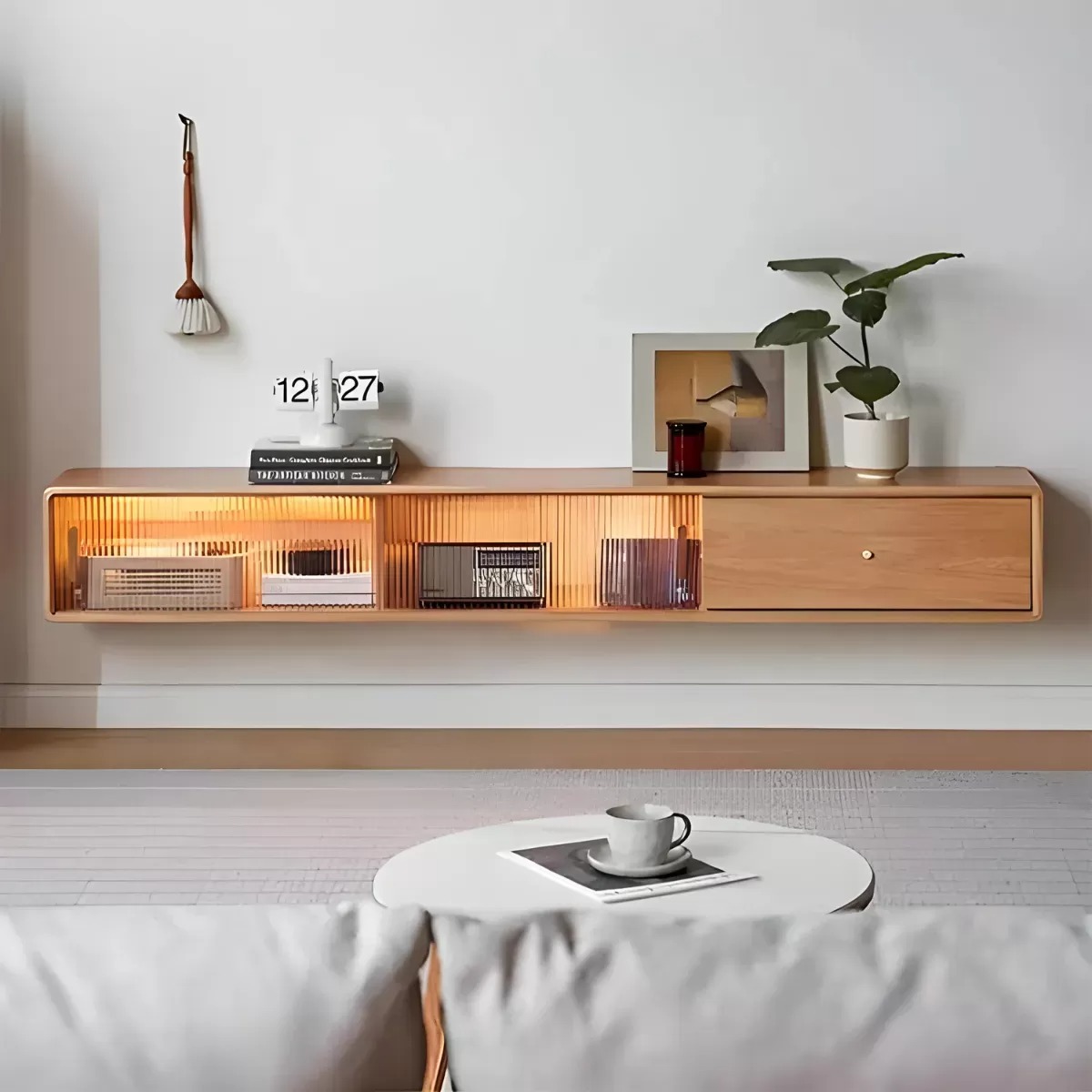 Top 10+ mẫu kệ tivi treo tường gỗ tự nhiên đẹp, chuẩn phong cách cho phòng khách