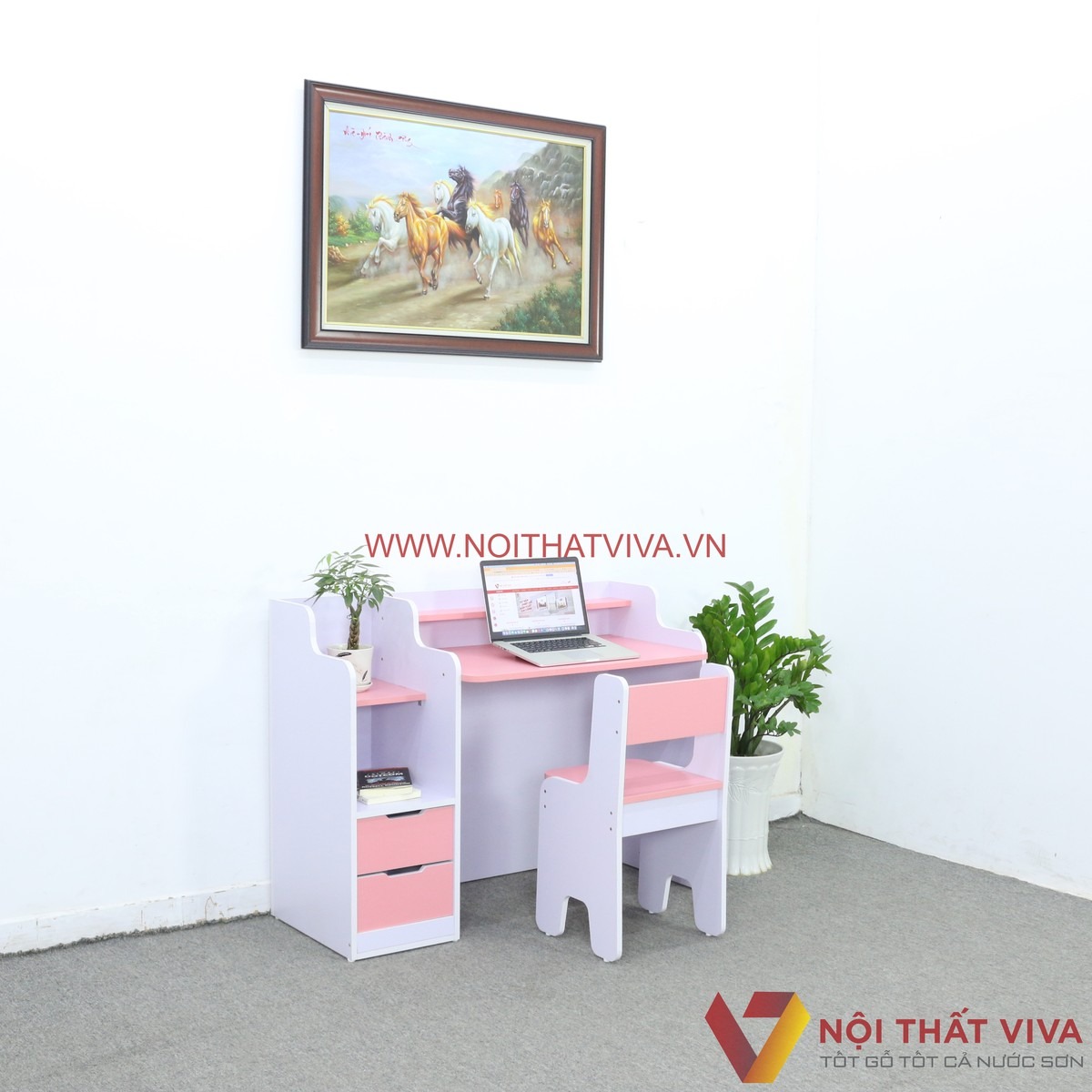 Top 4+ mẫu bàn học cho bé gái xinh xắn, cao cấp, khiến bé thích mê