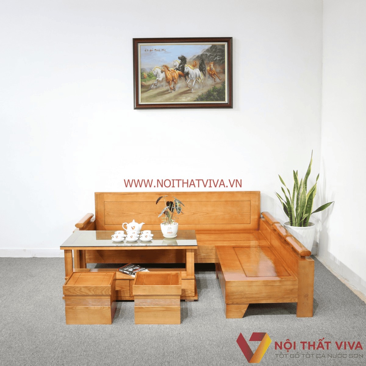 Top 4 sofa khung gỗ đẹp cho ph&ograve;ng kh&aacute;ch Tết & c&aacute;ch trang tr&iacute; sang trọng