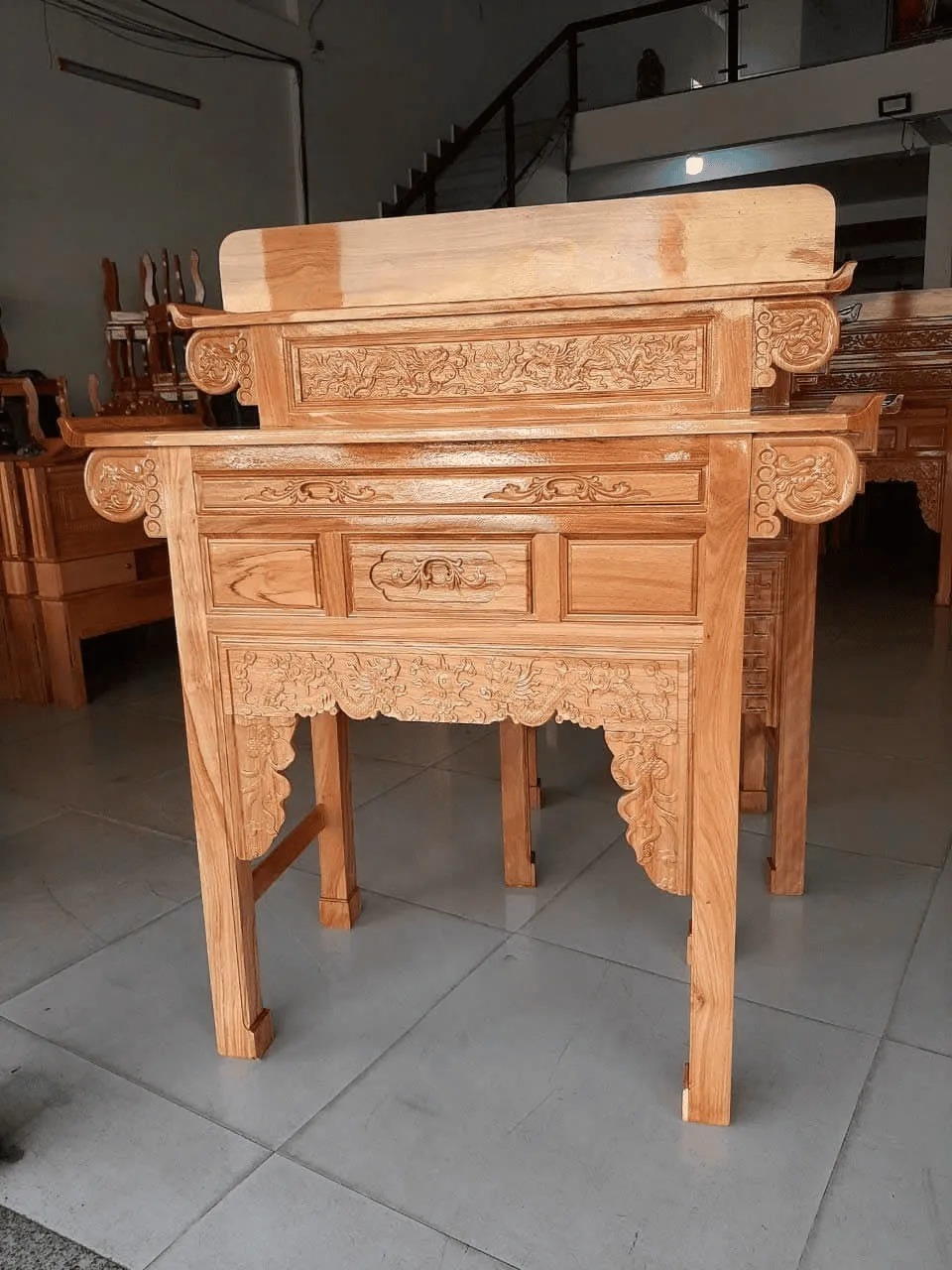 Top 5+ mẫu sập thờ đơn giản đẹp, chuẩn phong thủy được ưa chuộng hiện nay