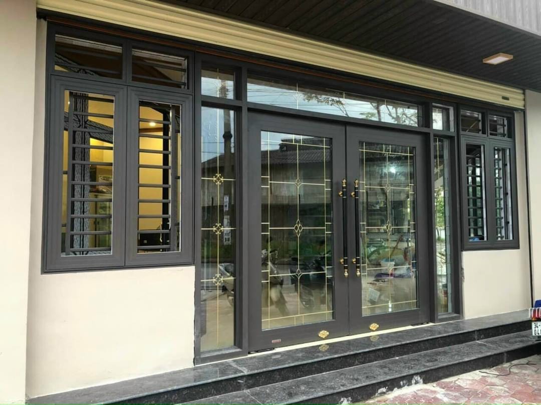 Top 3 mẫu cửa nhôm hệ thủy lực được ưa chuộng nhất [Kèm bảng giá chi tiết]