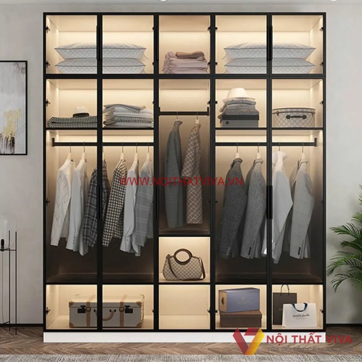 Tủ áo kịch trần cửa kính có gì đặc biệt? Ưu, nhược điểm cần biết