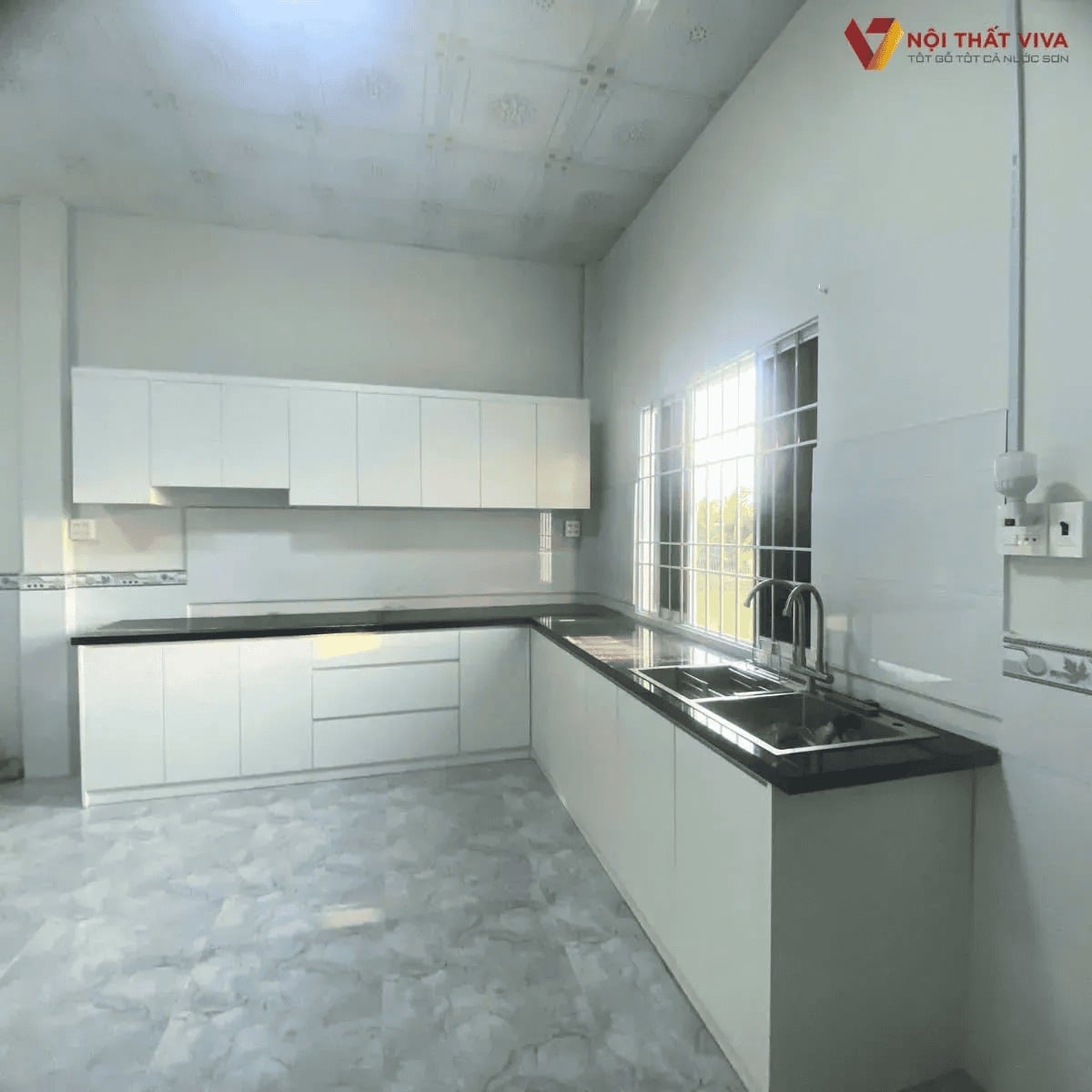 Tủ bếp acrylic hay melamine tốt hơn? So sánh chi tiết từ a–z Tủ bếp acrylic hay melamine tốt hơn? So sánh chi tiết từ a–z