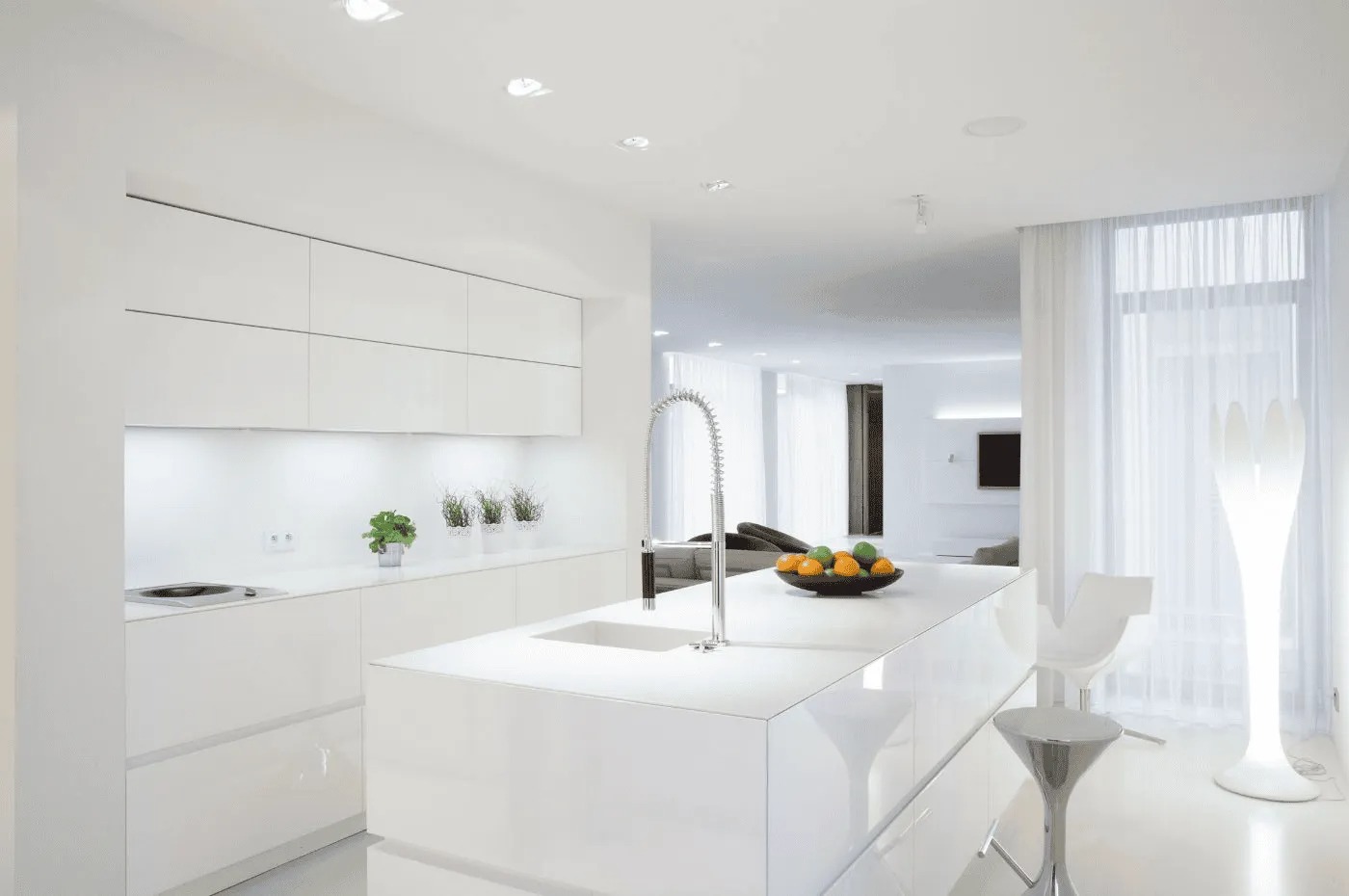 Tủ bếp cánh Acrylic có bền đẹp không? Nên mua ở đâu đảm bảo uy tín?