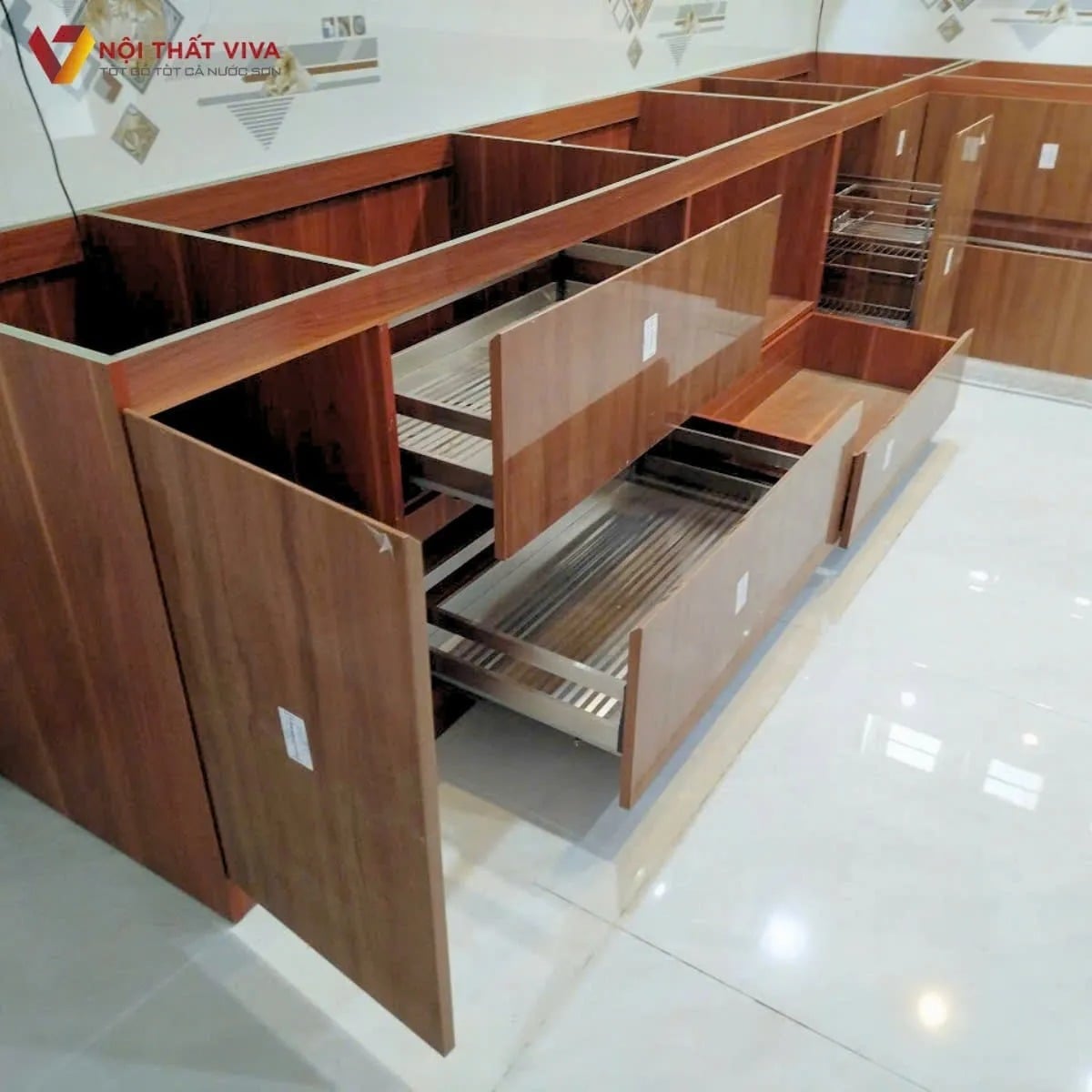 Tủ bếp picomat cánh phủ acrylic giá bao nhiêu? Những ưu nhược điểm khi dùng Tủ bếp picomat cánh phủ acrylic giá bao nhiêu? Những ưu nhược điểm khi dùng