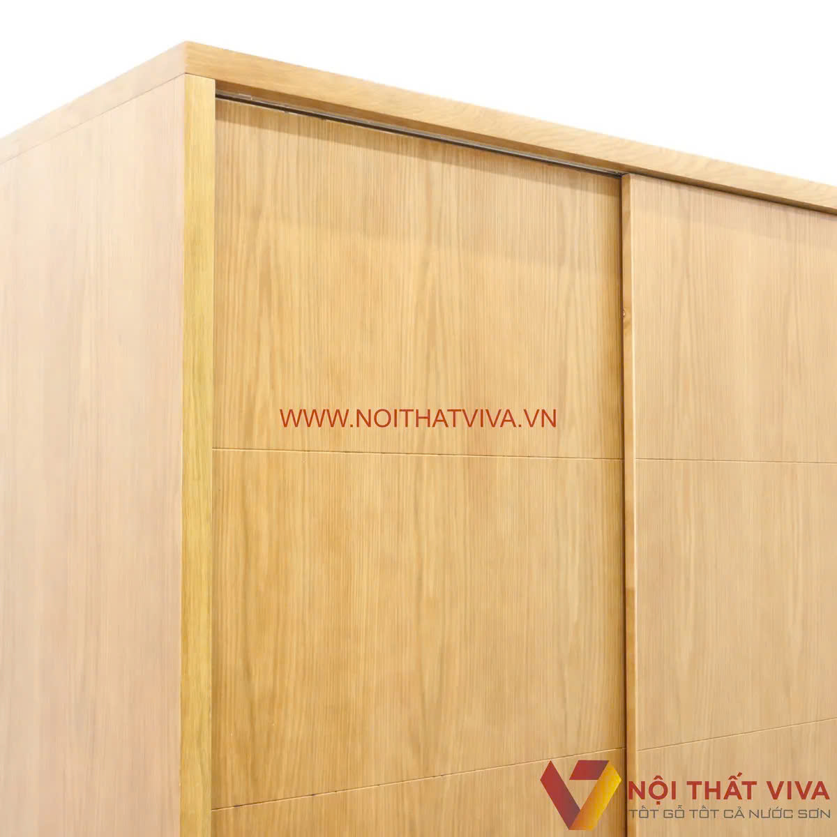 Tủ gỗ sồi 4 cánh: Đặc điểm nổi bật và lưu ý khi chọn mua tủ gỗ sồi 
