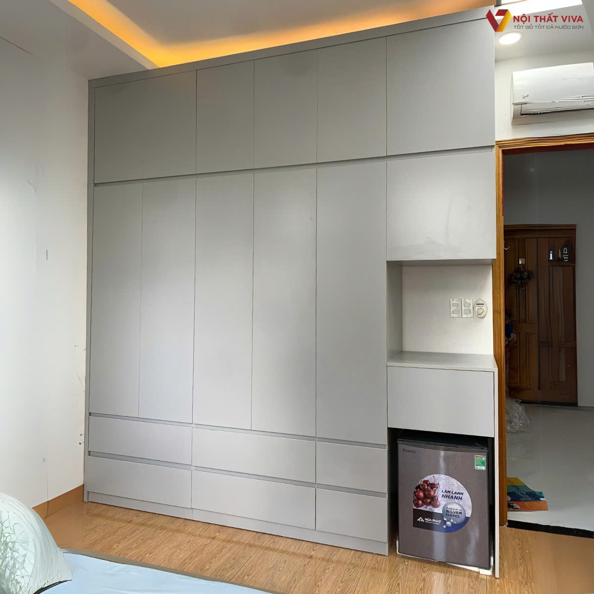 Tủ quần áo cao kịch trần có gì ưu việt so với tủ thường? Giải đáp ngay tại đây!