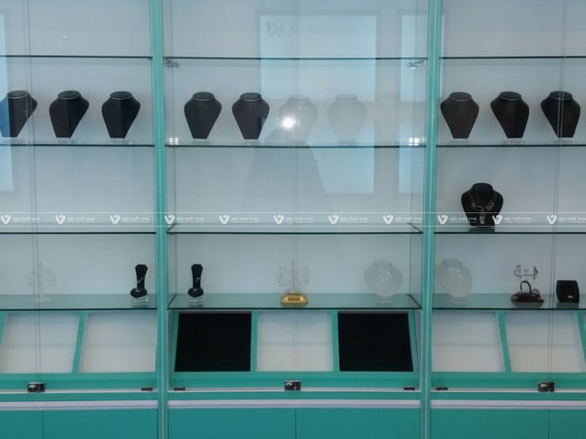 Tư vấn kích thước mẫu tủ kính trưng bày phong thủy cho shop bán hàng 