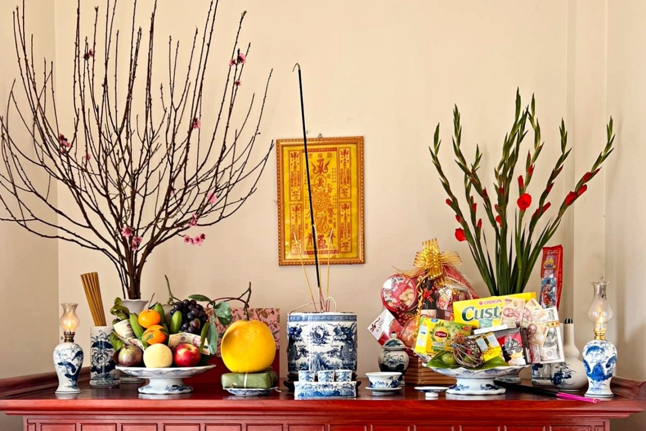 Văn khấn h&oacute;a v&agrave;ng tiễn &ocirc;ng b&agrave; tổ ti&ecirc;n sau Tết chuẩn nhất