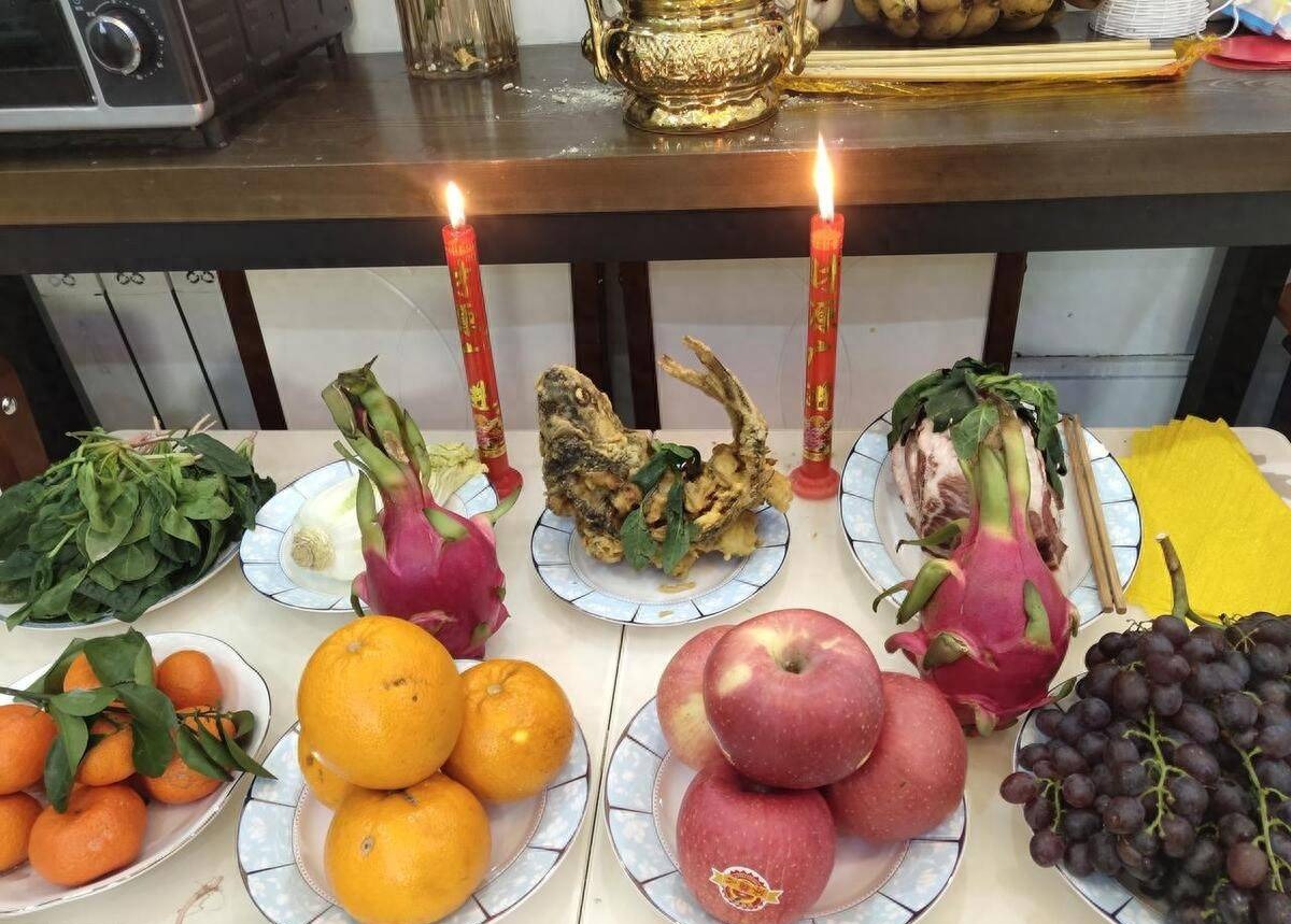 Văn khấn tạ mộ cuối năm v&agrave; những lưu &yacute; quan trọng khi đi tảo mộ