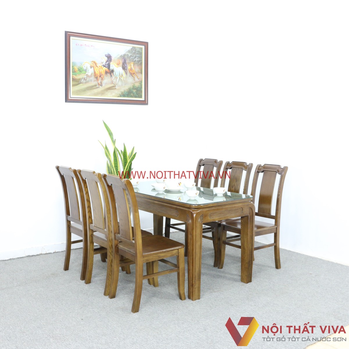 Nếu đang tìm kiếm một chiếc bàn ăn gỗ mặt kính đẹp, thì hãy đến với Thế Giới Sofa và khám phá các mẫu bàn ăn 6 ghế đẹp mặt kính bạn cần biết. Với nhiều kiểu dáng và màu sắc khác nhau, các mẫu bàn ăn gỗ mặt kính cao cấp của Thế Giới Sofa sẽ thỏa mãn mọi yêu cầu của bạn và trang trí hoàn hảo cho phòng ăn của bạn.