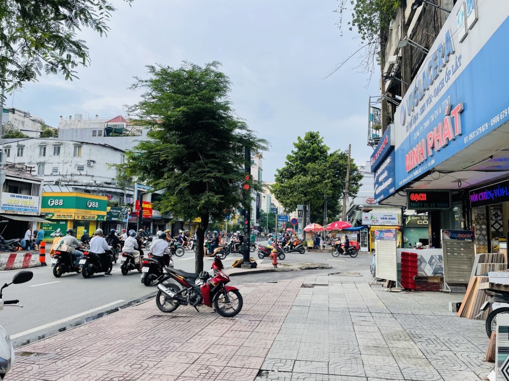 Xu hướng bộ bàn ăn và cửa hàng nội thất phường Diên Hồng uy tín nên ghé