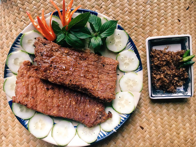 Bò một nắng muối kiến vàng Phú Yên